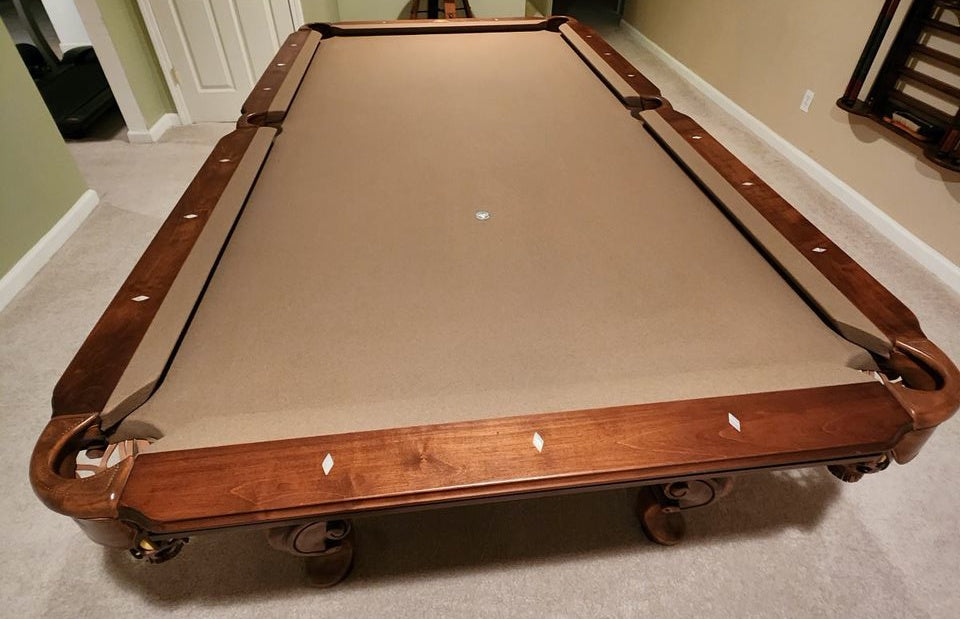 (SOLD) Used 8' Connelly pool table