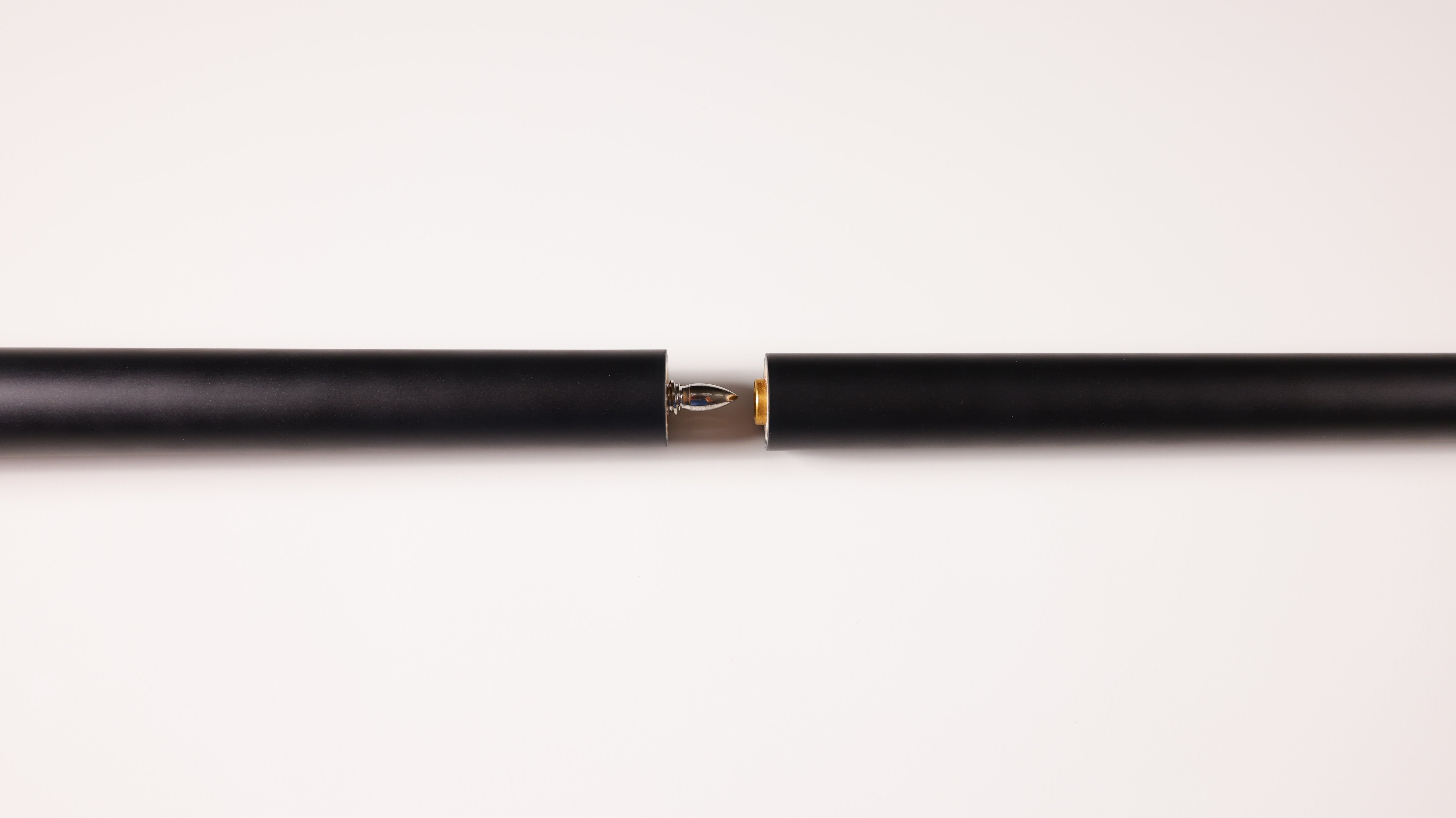 Stryker Jump/Break Cue Black