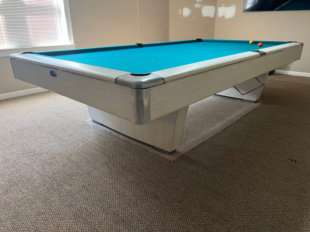 Used 10' Gandy Snooker table