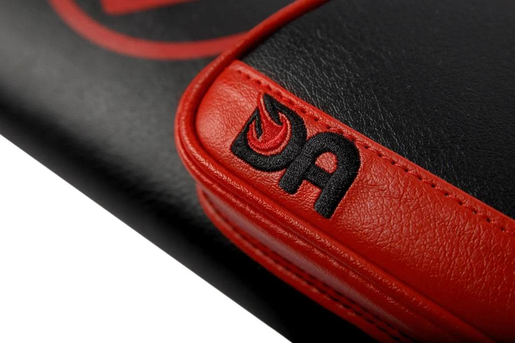 Predator C PRE ROAD 2B4S DA BLK/RED H 2Bx4S Red and Black Billiards Pool Cue Stick Case