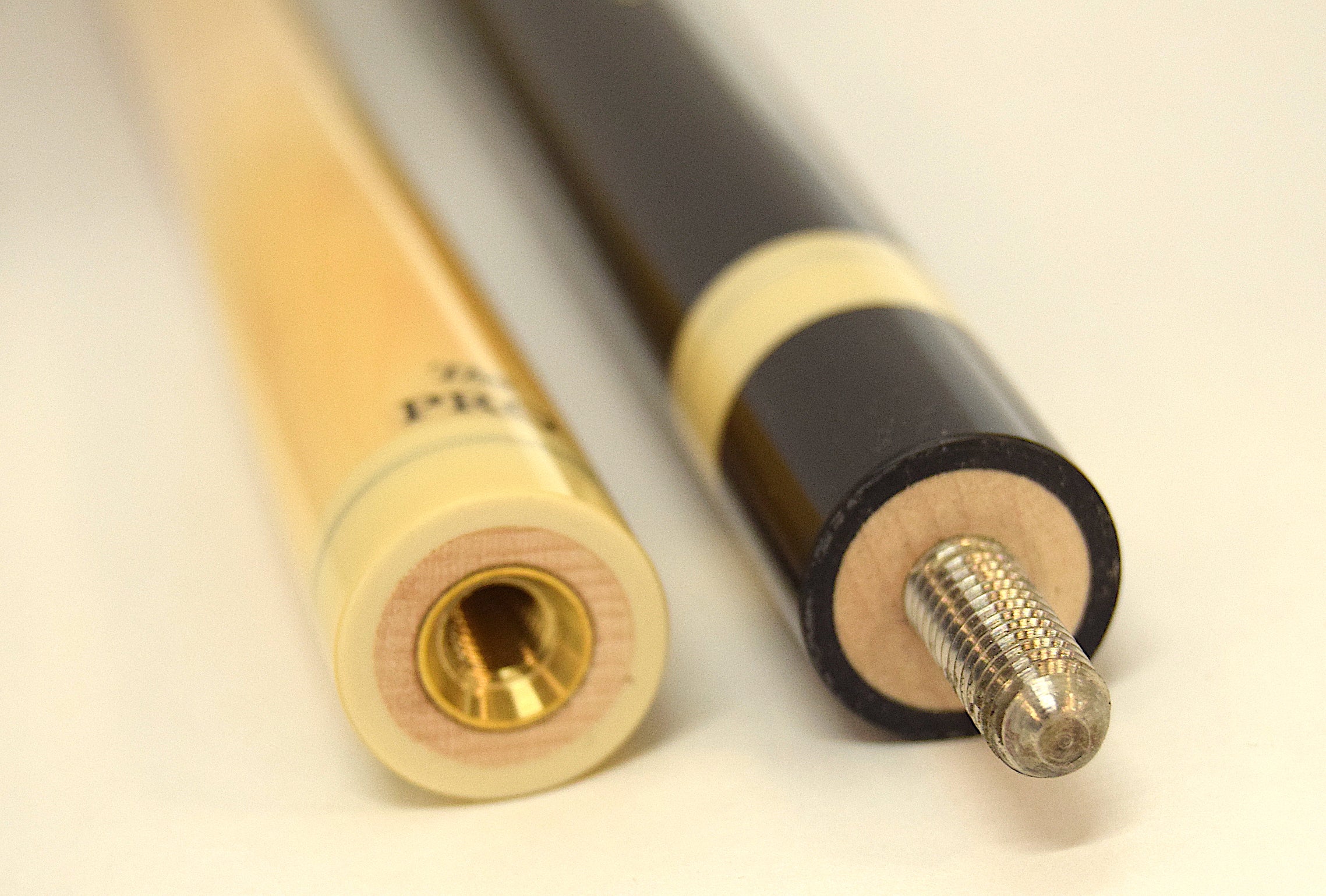 Meucci SWBB-3REV-GRN 58 in. Billiards Pool Cue Stick - coolpooltables.com